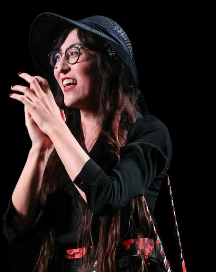 Logo noir fond blanc