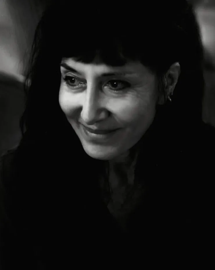 Logo noir fond blanc