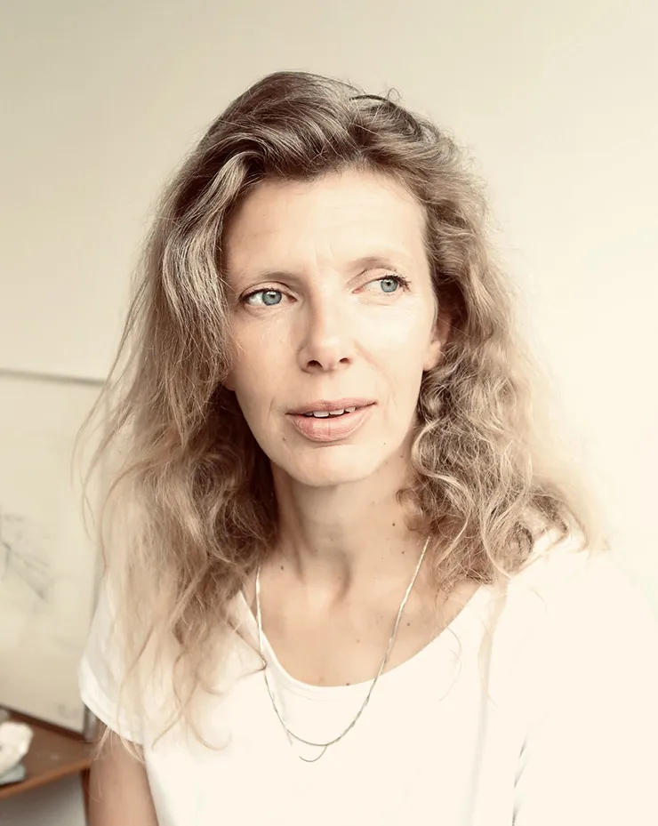 Logo noir fond blanc