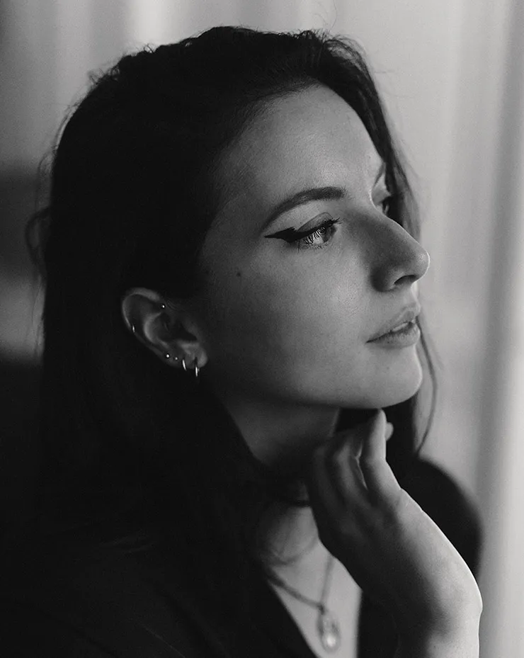 Logo noir fond blanc