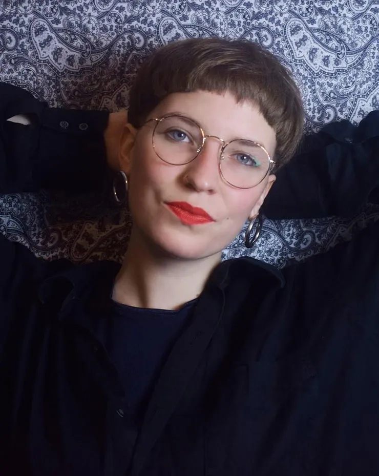 Logo noir fond blanc