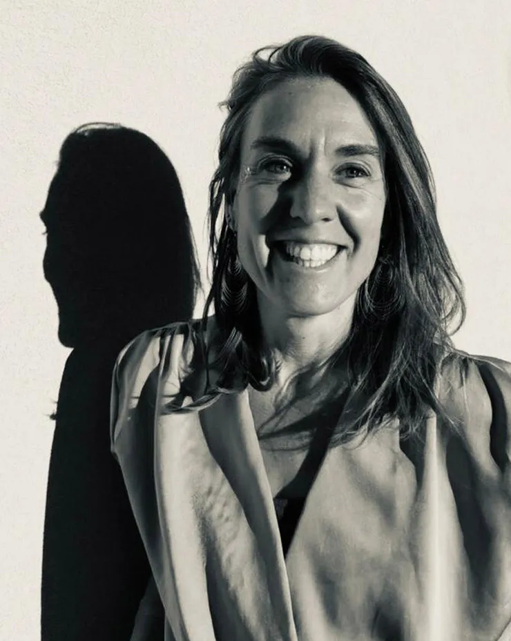 Logo noir fond blanc