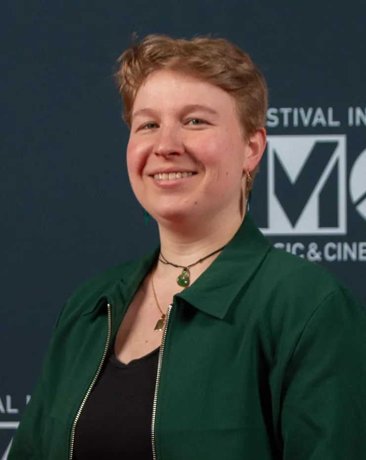 Logo noir fond blanc