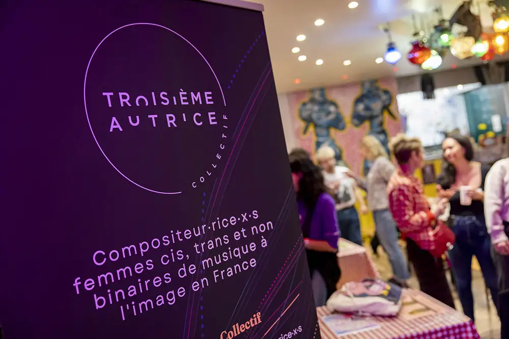 Contact collectif troisième autrice